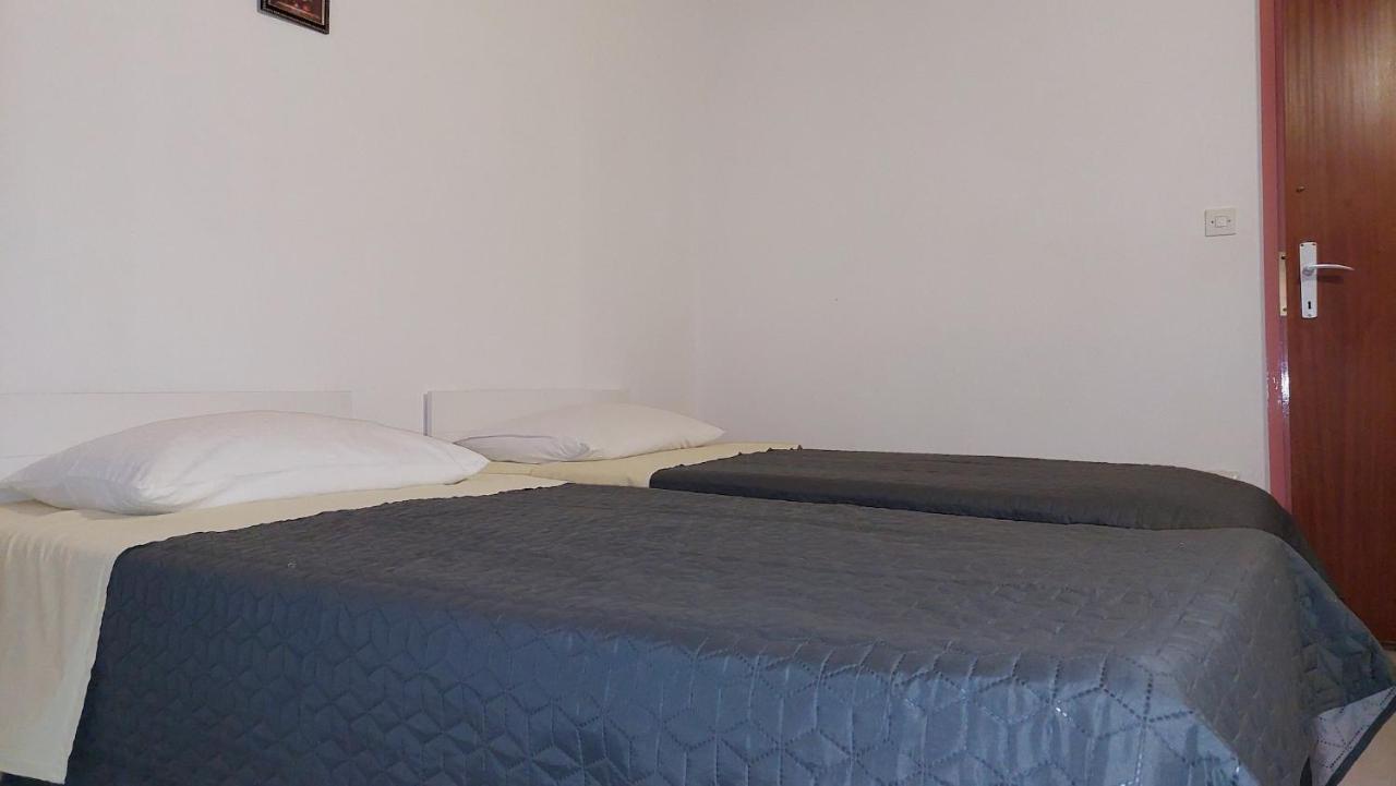 Nar Apartment Mrljane Dış mekan fotoğraf